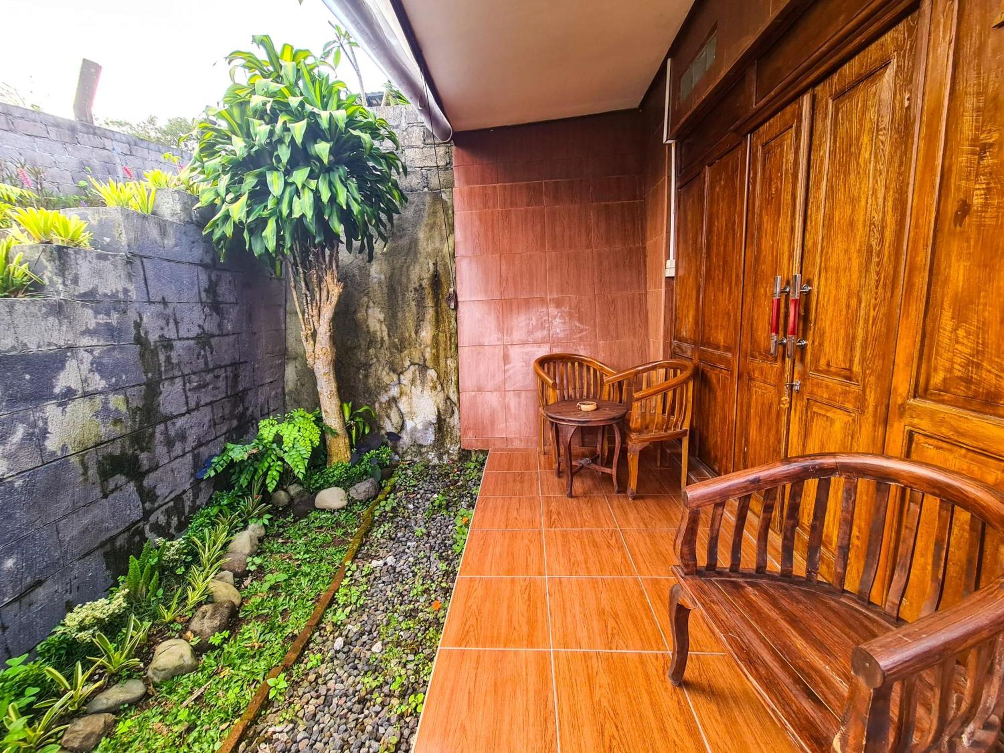Navalia Villa Bedugul Exterior photo